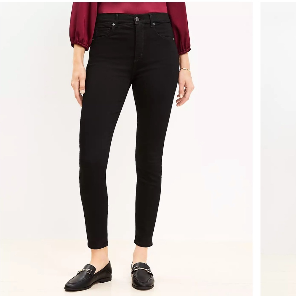 Women's High Rise Skinny Jeans - Black